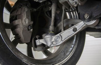 How to replace a Control Arm?